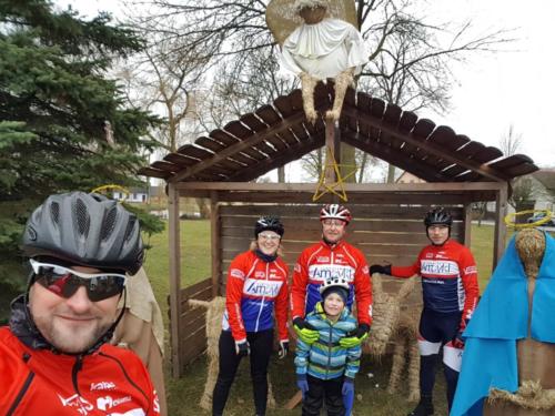 49081759 746247219088947 242071598117421056 n