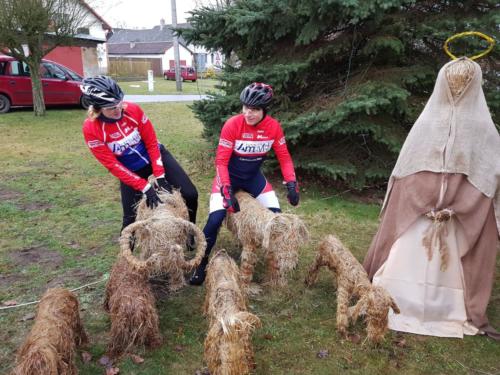 49119877 337561926842257 1703923786723622912 n